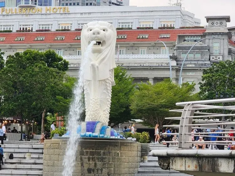 Romantic Private Singapore Night Tour with River Cruise