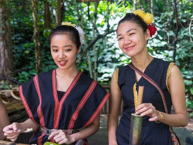 Vibrant Mari-Mari Cultural Village Tour Adventure