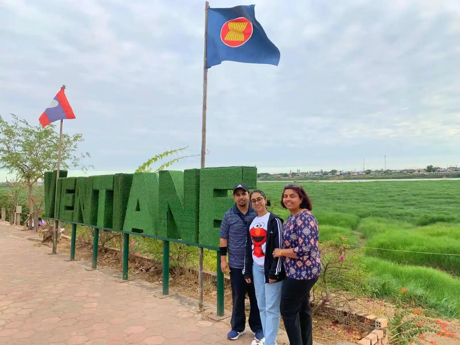 Private Full-Day Vientiane City Tour Experience