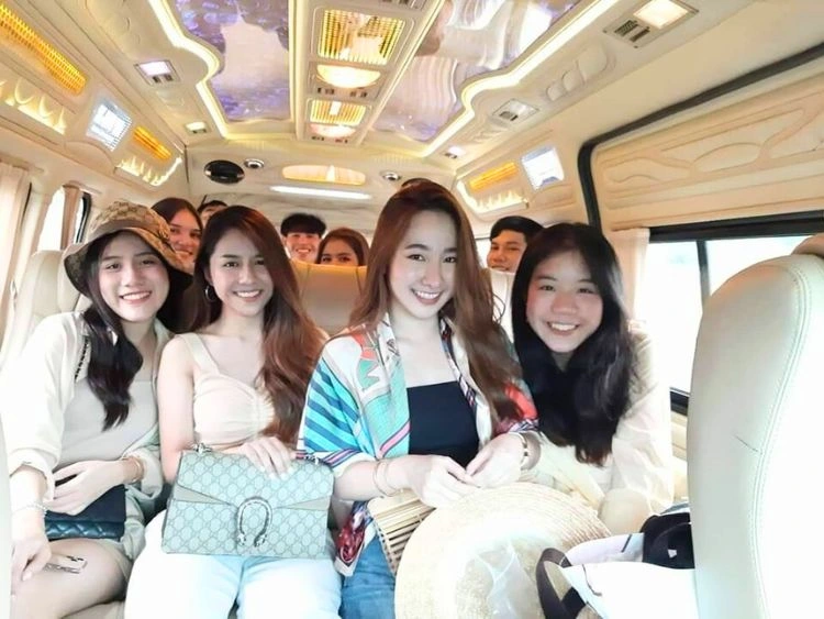 Smooth Private Departure Transfer from Bangkok Hotel to Bangkok Suvarnabhumi Airport