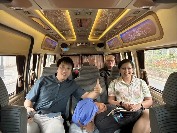 Smooth Private Departure Transfer from Bangkok Hotel to Bangkok Suvarnabhumi Airport