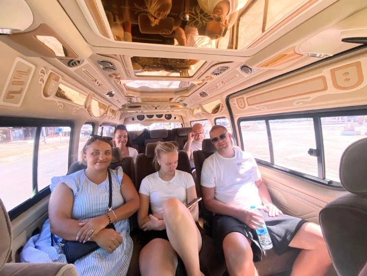 Smooth Private Departure Transfer from Bangkok Hotel to Bangkok Suvarnabhumi Airport