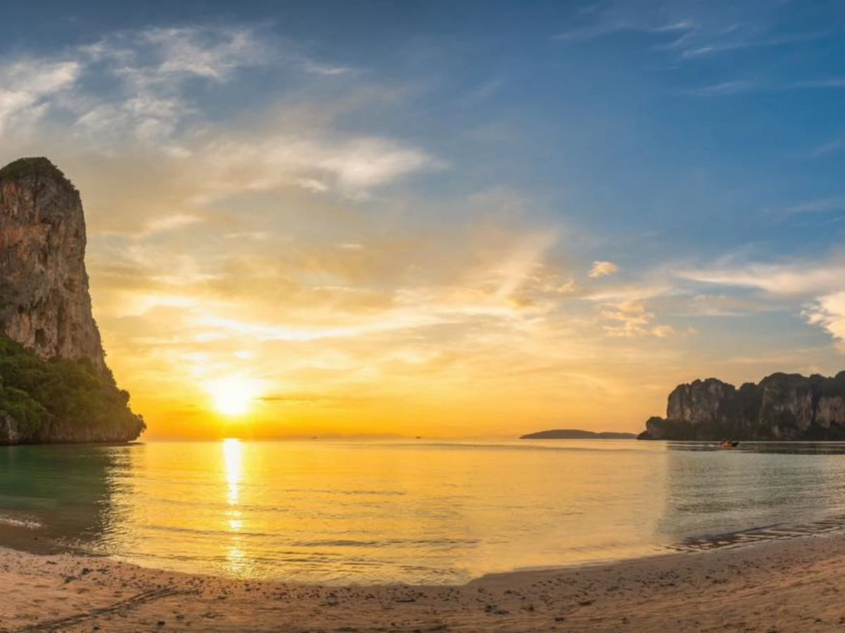 Joy 7 Islands LongTail Boat Sunset Tour with BBQ and BioLum Plankton from Krabi