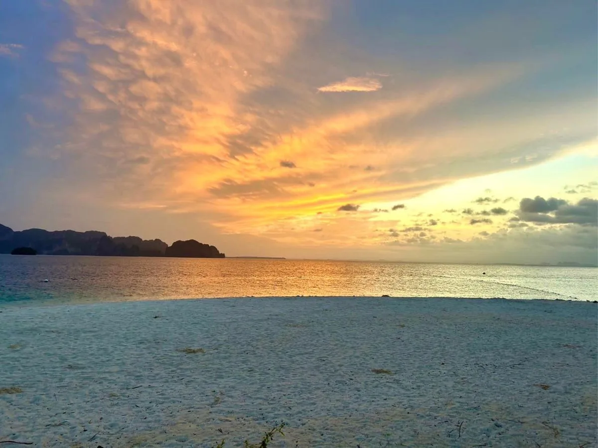 Joy 7 Islands LongTail Boat Sunset Tour with BBQ and BioLum Plankton from Krabi
