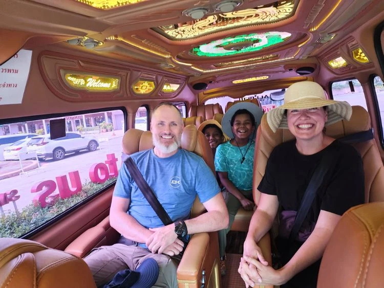 Smooth Private Arrival Transfer from Don Mueang Airport to Bangkok Hotel