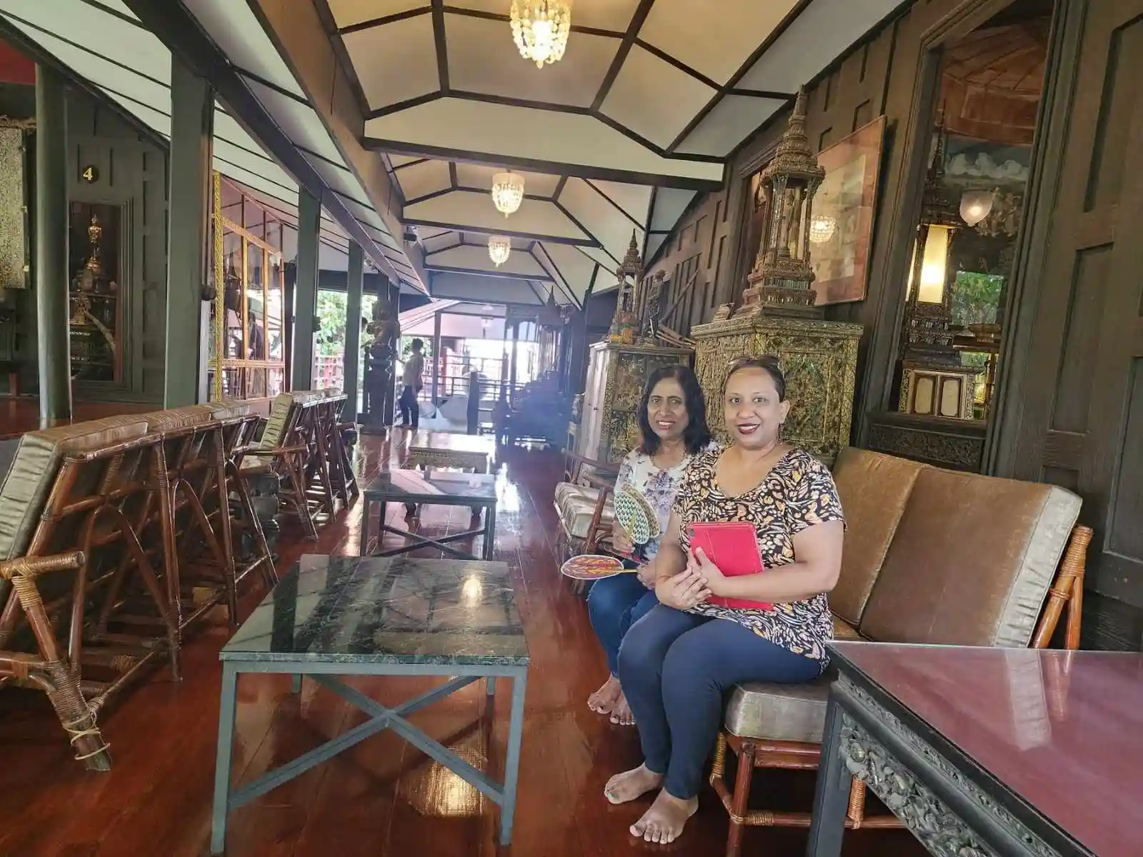 Private Bangkok Temple and Culture Tour with Jim Thompson House