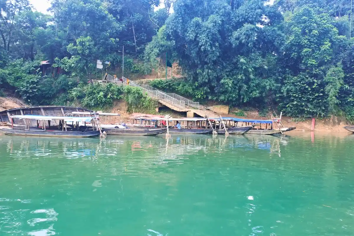 Ultimate Private Jaflong and Lalakhal Tour (Full-Day Sylhet Adventure)