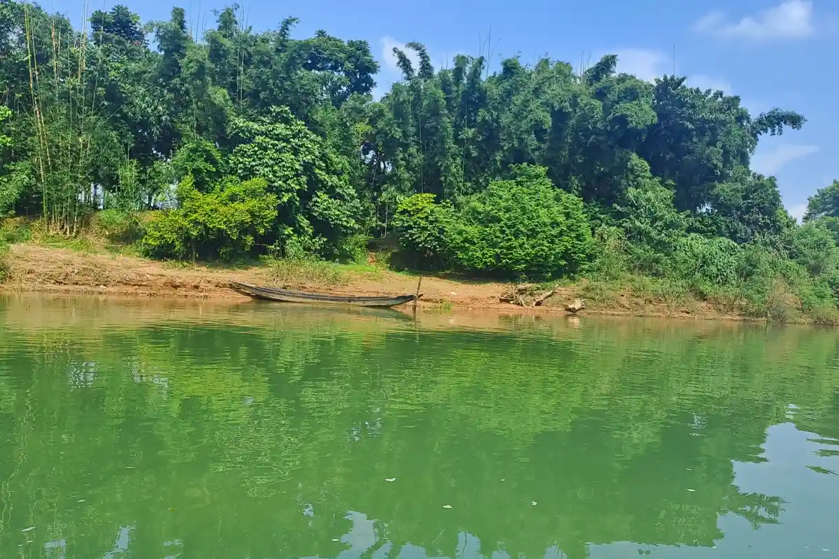 Ultimate Private Jaflong and Lalakhal Tour (Full-Day Sylhet Adventure)