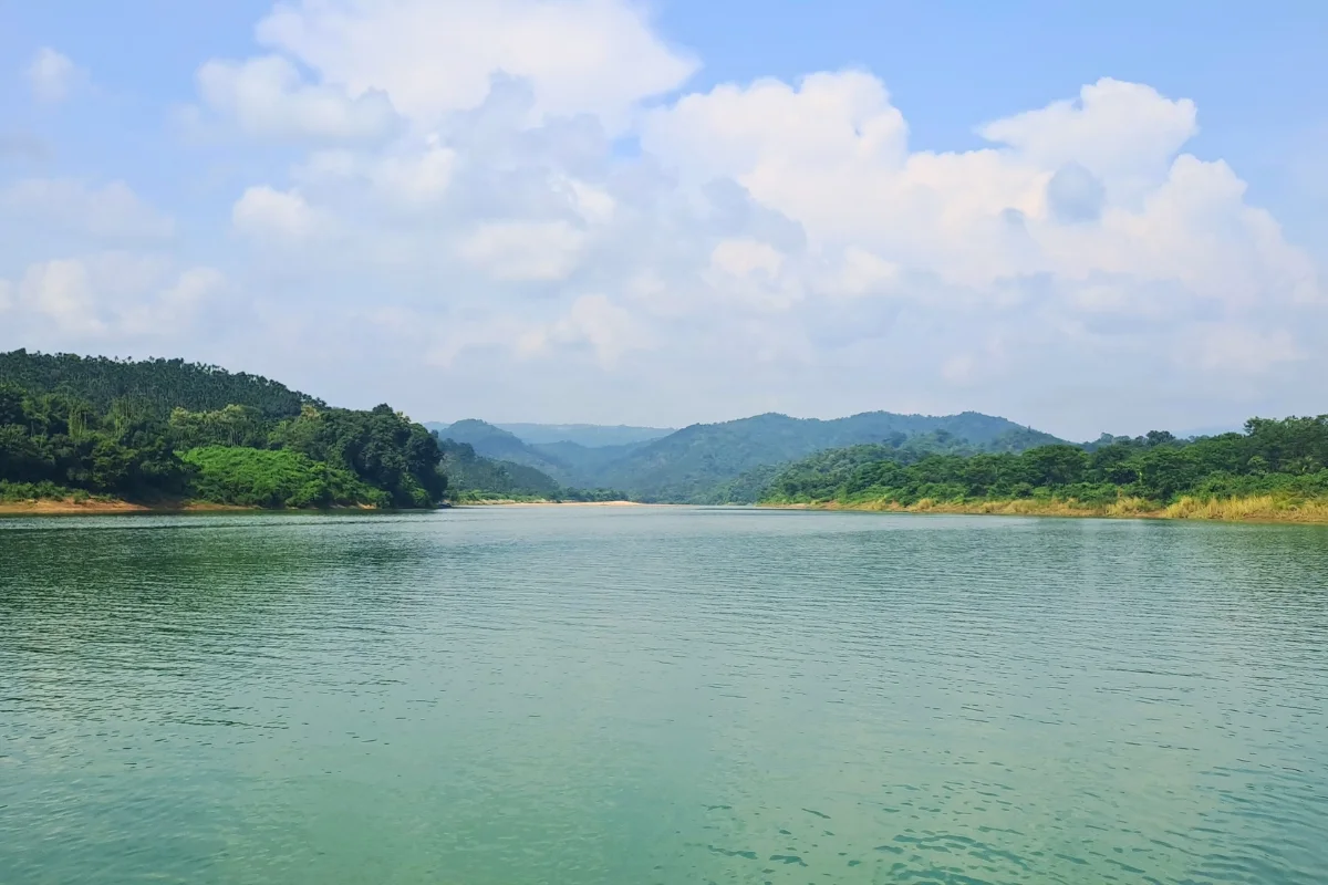 Ultimate Private Jaflong and Lalakhal Tour (Full-Day Sylhet Adventure)