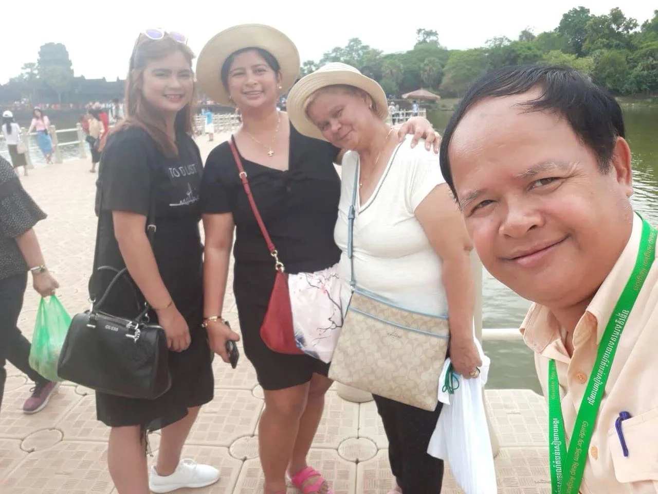 Ultimate Day Trip: Private Angkor Wat Tour with Bayon, Ta Prohm & Banteay Srei