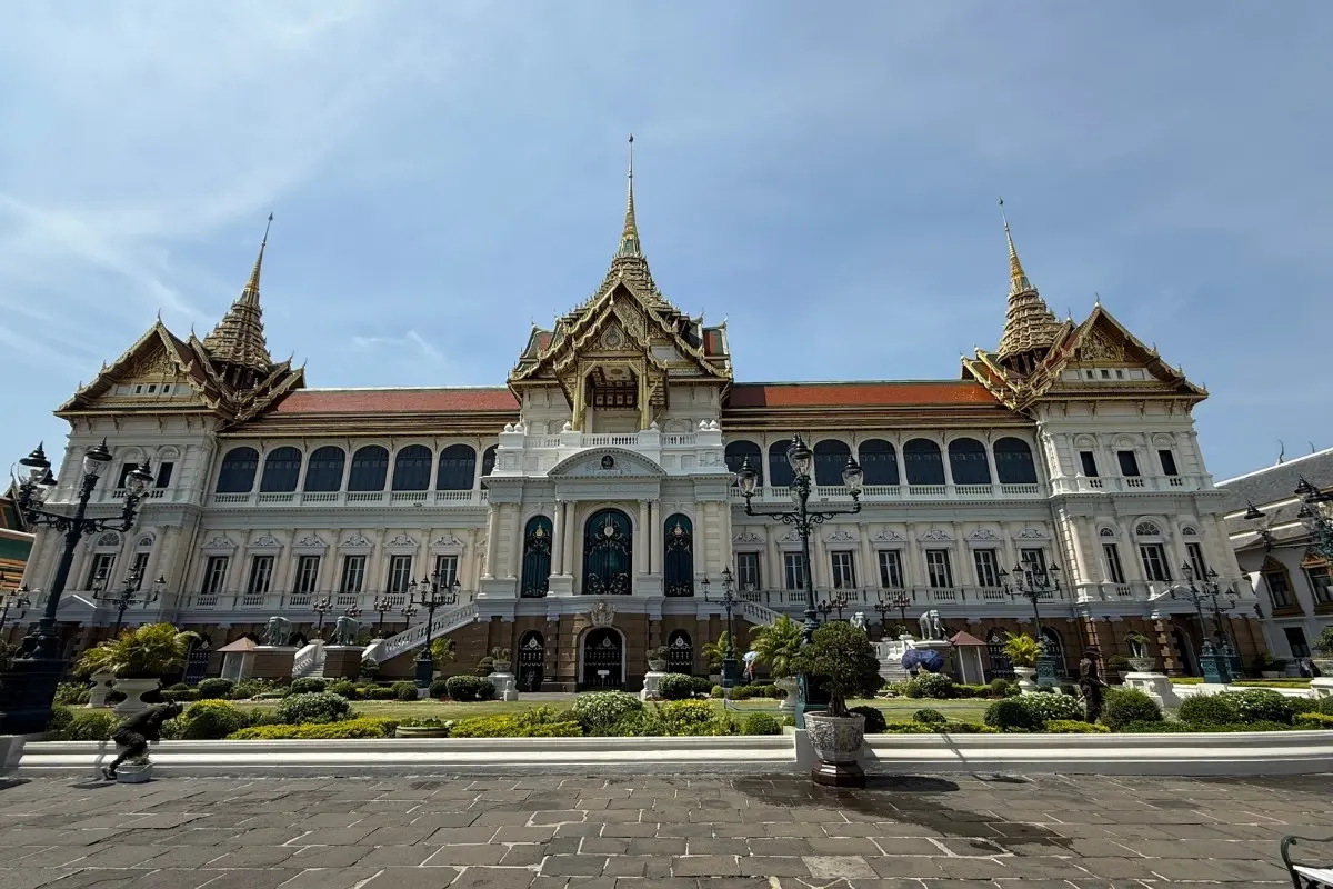 Guaranteed Grand Palace Ticket Tour: Guide, Hotel Pickup & Drop Off