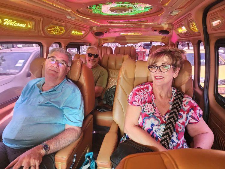 Private Transfer to Hotel from Singapore Airport or Port