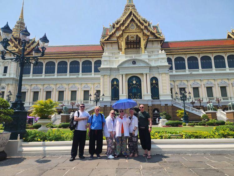 Best Private Grand Palace and Temple Tour Bangkok