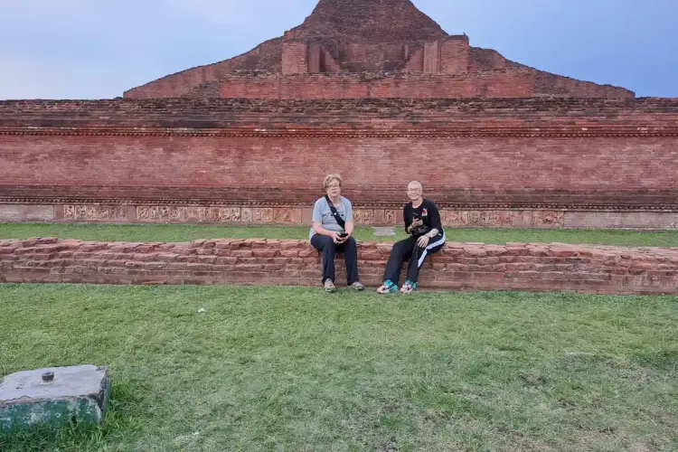 Premier 4-Day Private North Bengal Tour: Heritage Discovery