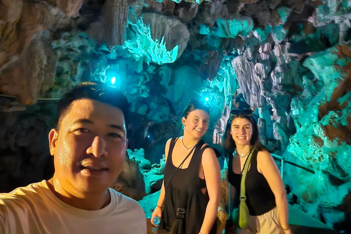 Full-Day Vang Vieng Highlights: Caves, Blue Lagoon & River Cruise