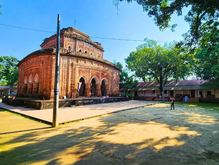 Kantajew Temple