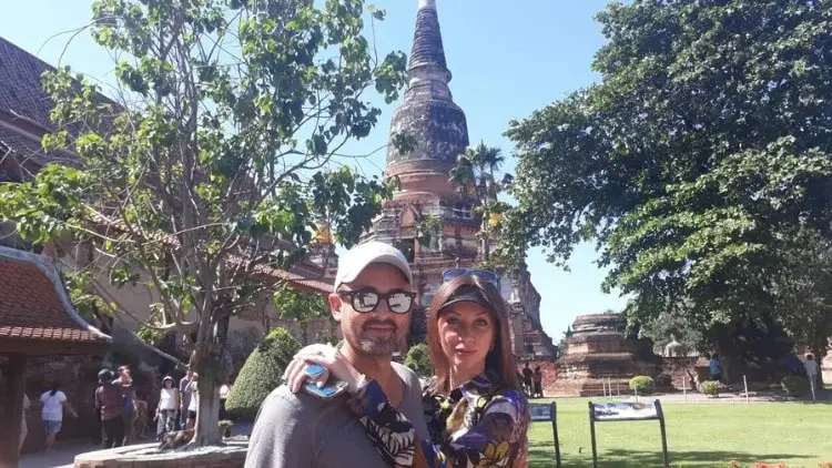 Ultimate Bangkok Adventure Visit Mae Klong Railway Market Damnoen Saduak Floating Market Ayutthaya and Iconic Temples in One Day