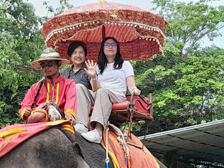 Damnoen Saduak Floating Market Tour from Bangkok Private Amazing Cultural Adventure