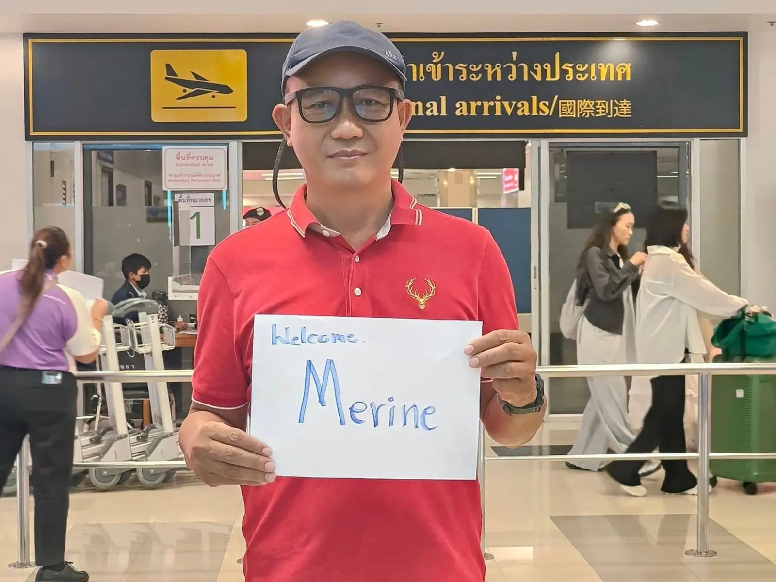 Smooth Private Arrival Transfer from Chiang Mai International Airport to Chiang Mai Hotel