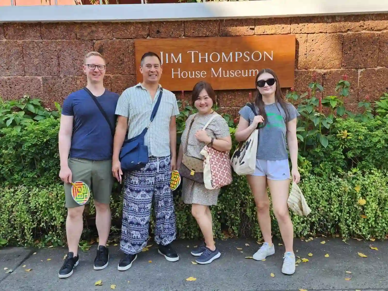 Private Bangkok Temple and Culture Tour with Jim Thompson House photo 1